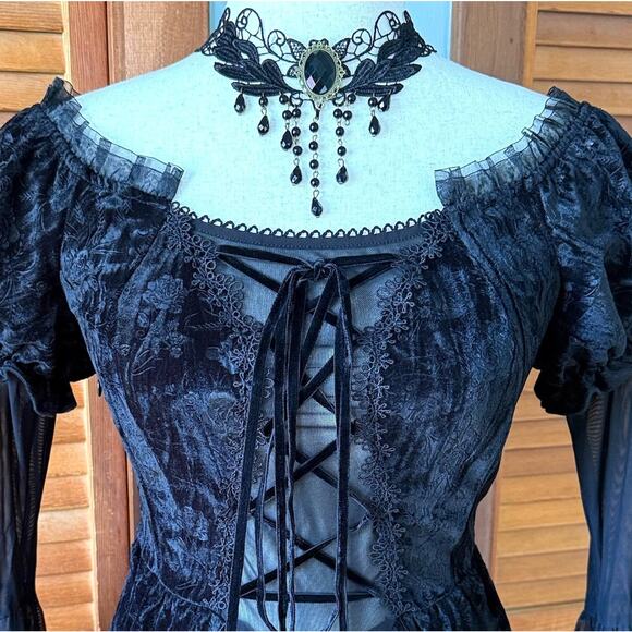 Devil Fashion Gothic Victorian Vampire Black Velvet Rose Princess Peplum Top - Picture 3 of 16